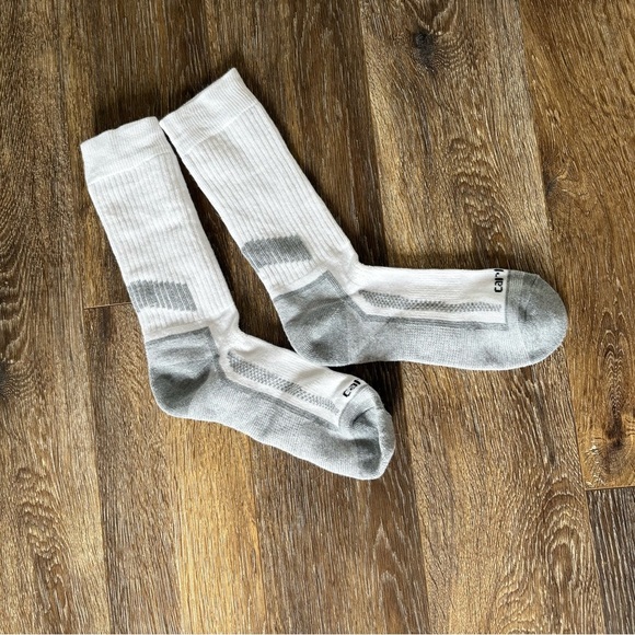 Carhartt Men's Relaxed Fit 32x28 with socks :) - Picture 9 of 12